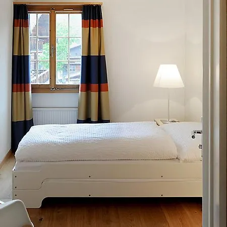 Apartment Sleeps 4 Wifi Lenk