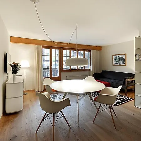 Sleeps 4 Wifi Apartment Lenk
